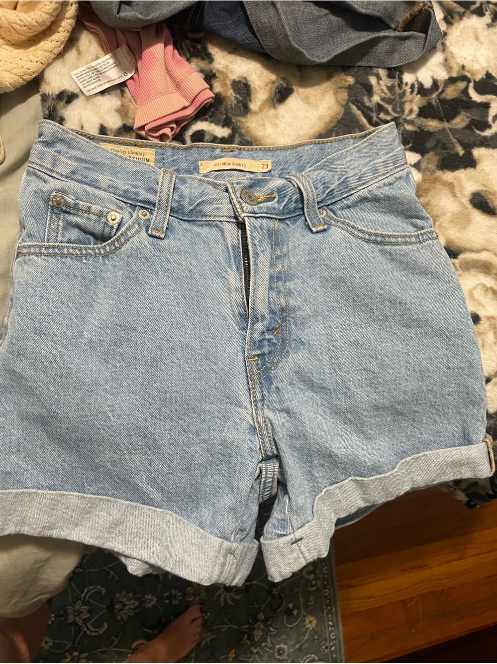 Levis mom shorts
